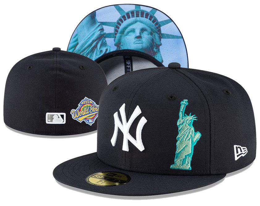 New York Yankees Statue Of Liberty 59FIFTY Snapback Hat - Black