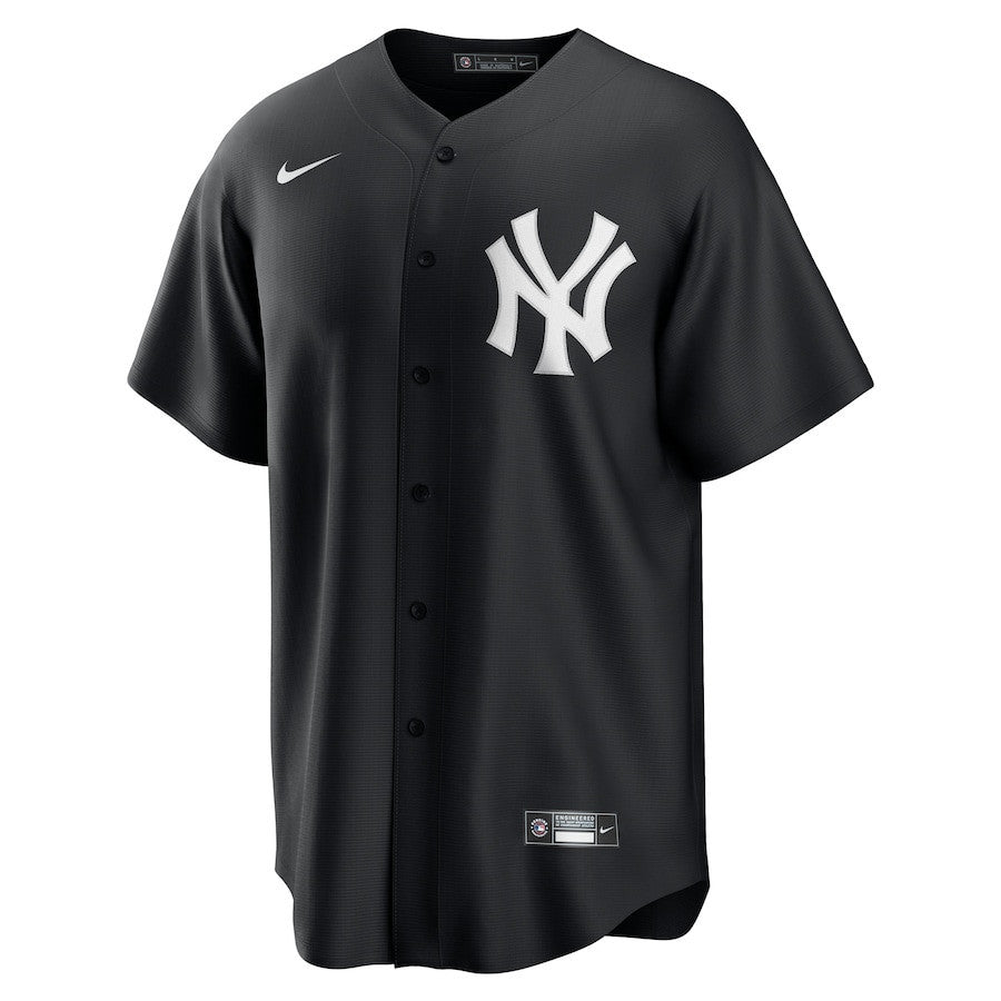 Derek Jeter 2 New York Yankees Lights Out Men Jersey - Black