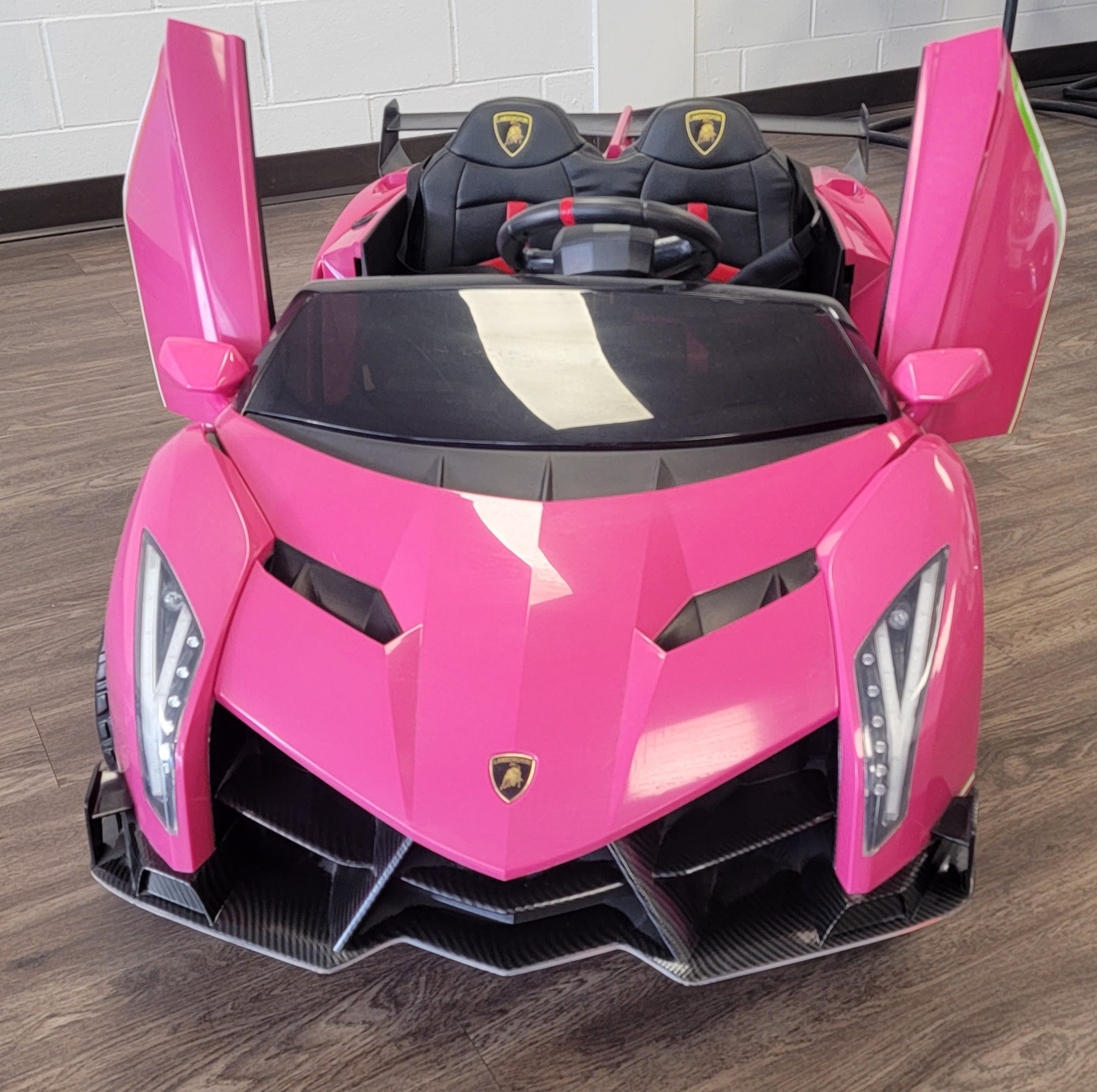 Licensed Lamborghini veneno 4WD Pink