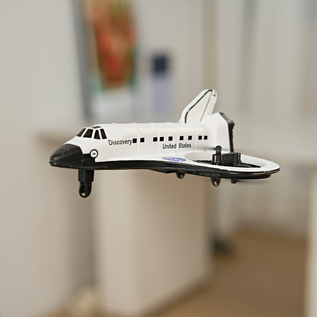 Smithsonian RC Space Shuttle Discovery Drone