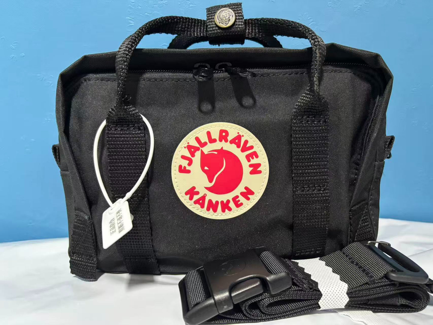 Fjallraven Kanken Hip Pack Plus Black