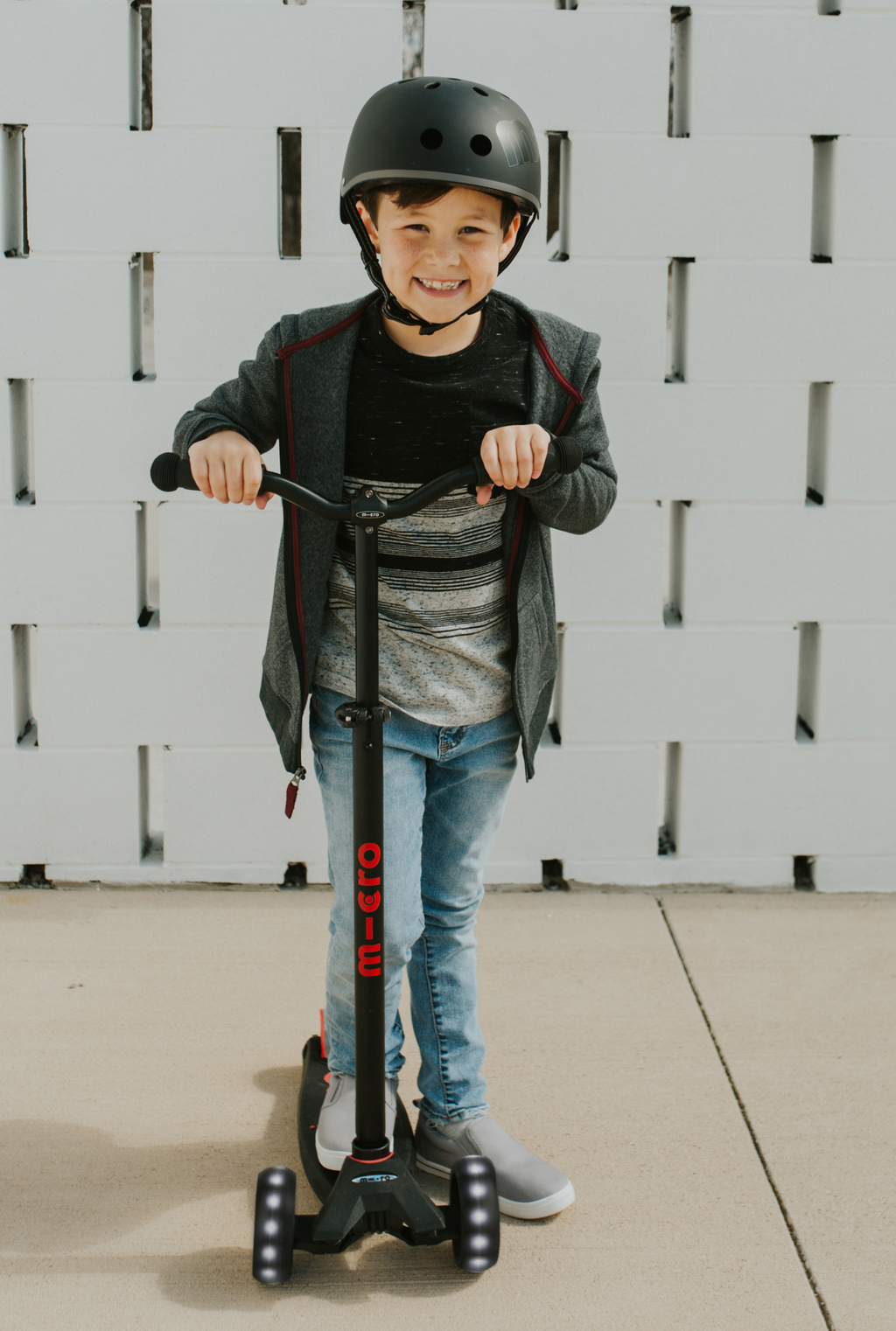 Micro Maxi Pro LED Scooter