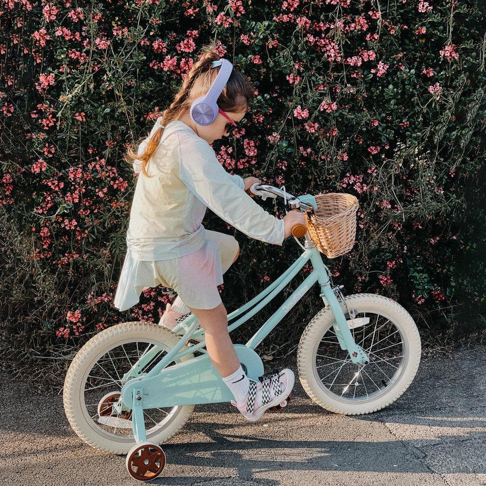 JOYSTAR Fantasy Girls Bike with Training Wheels & Basket