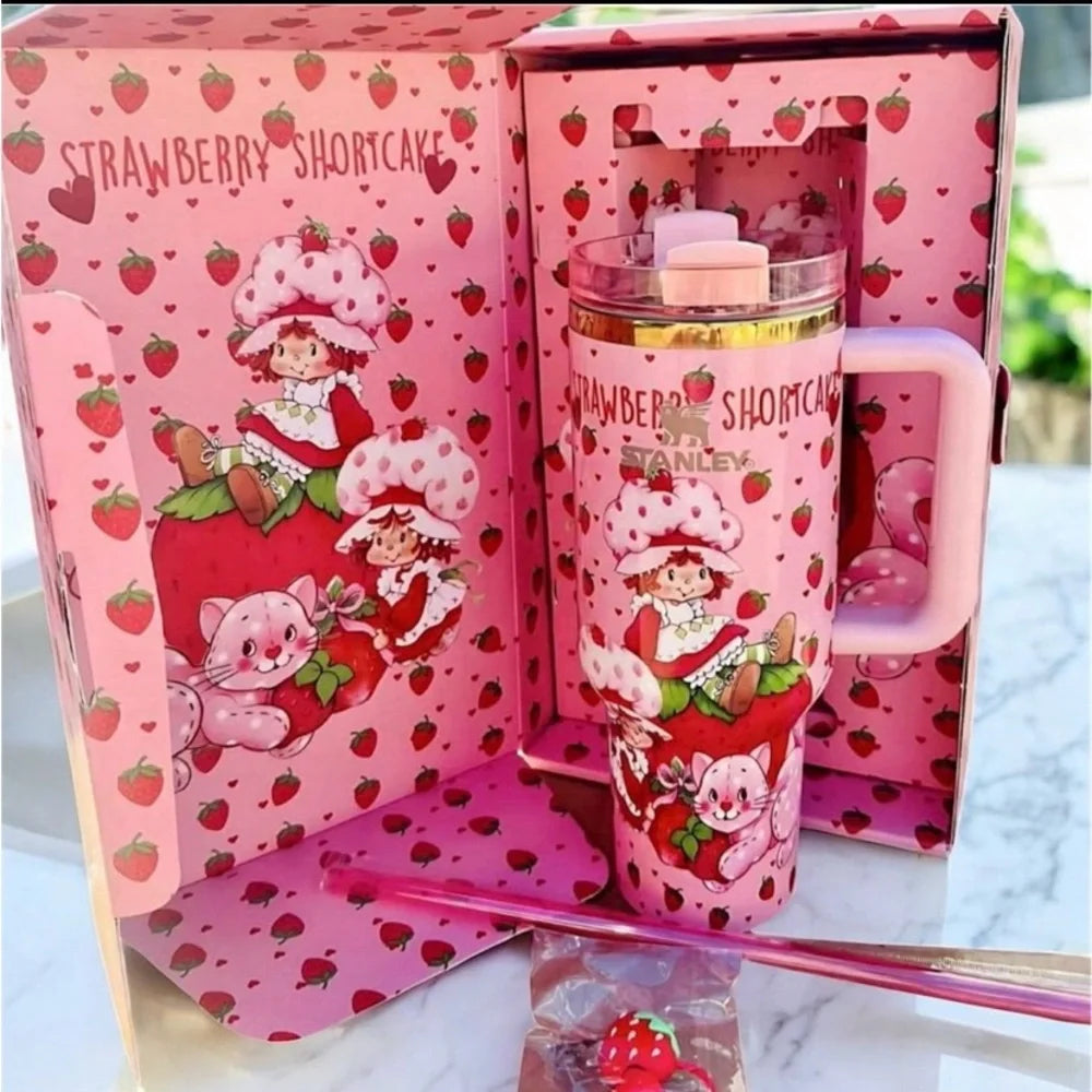 Limited Strawberry shortcake 40oz Stanley tumbler