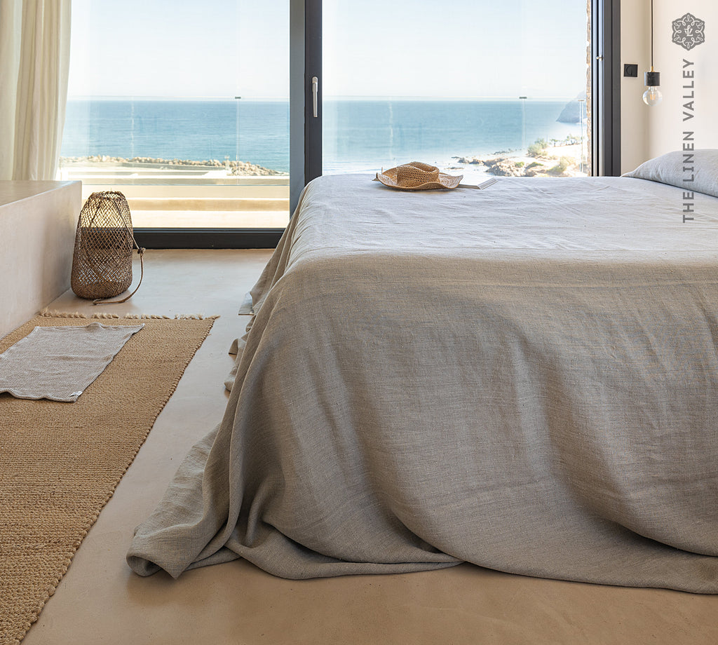 Rustic Linen Oversized Bedspread- softened linen Bed Cover- Queen King size quilt-not bleached linen coverlet-Softened linen throw quilt