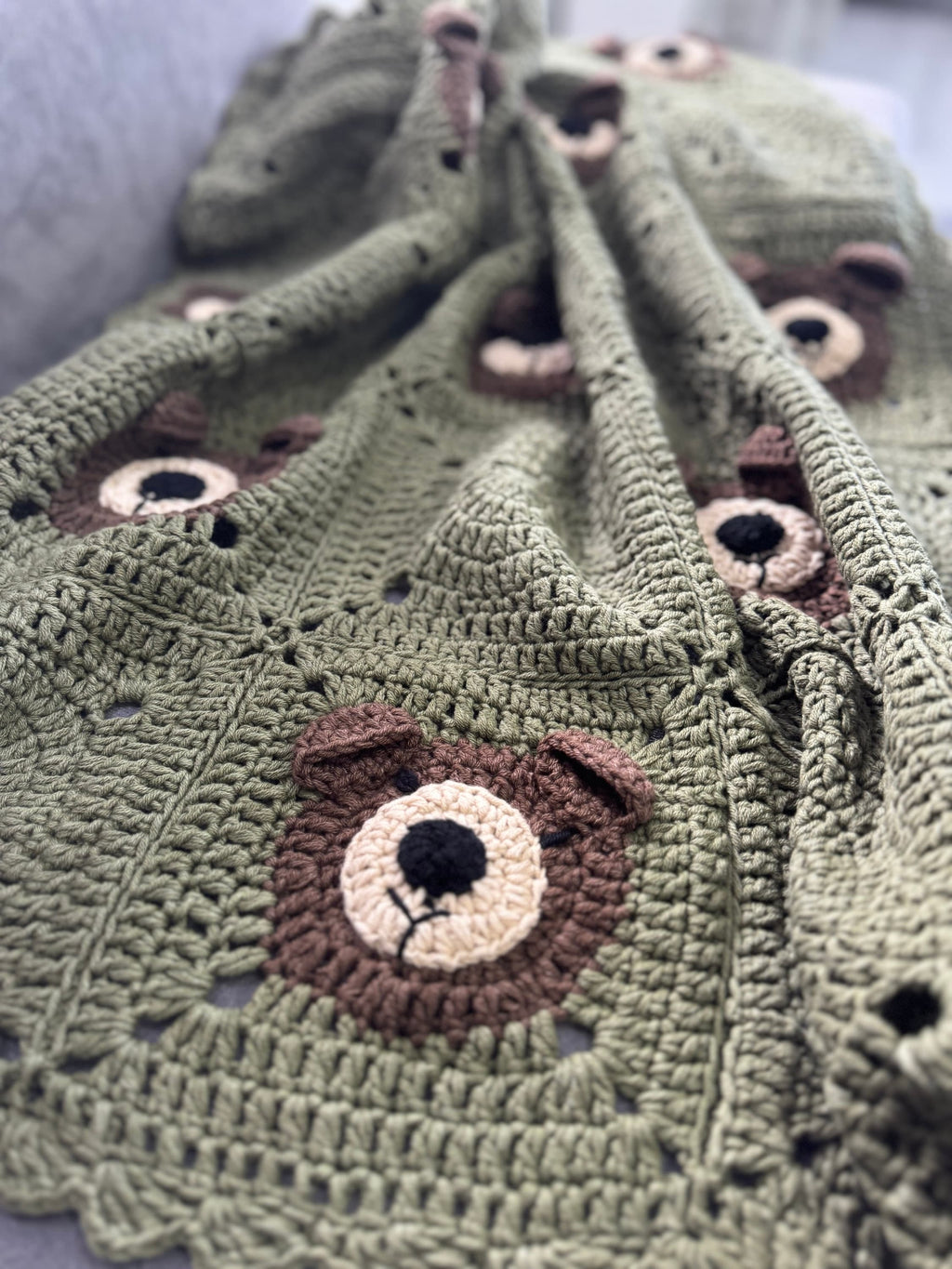Teddy Bear Baby Shower Gift, Hairloom Baby Blanket, Baby Wrap Blanket, Crochet Animal Stroller, Unique Nursery Decor, Coton Toddler Throw