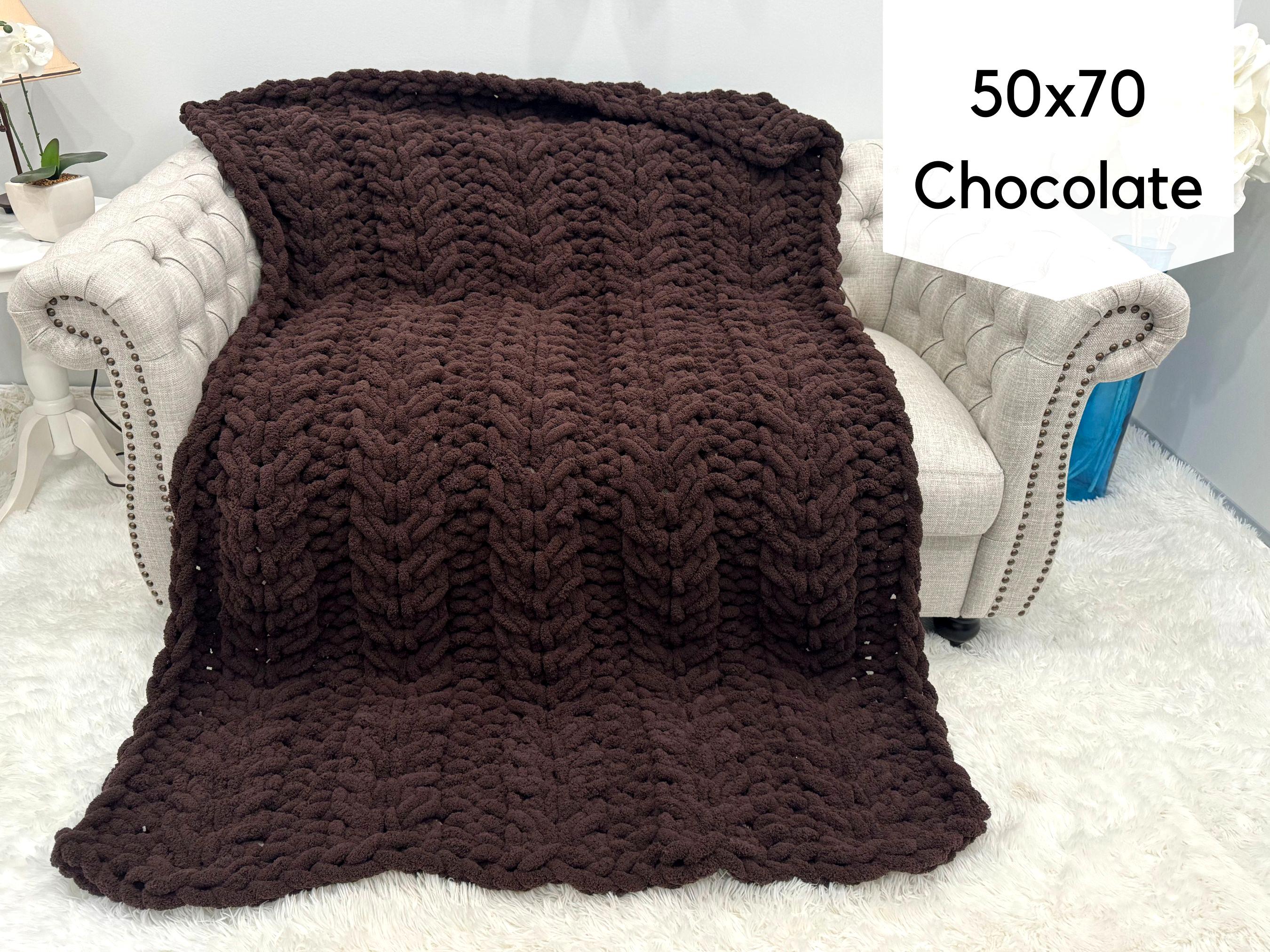 Blanket, Chunky knit throw, Chenille blanket, Flower Cable, Knitted Blanket, Hand knit, throw, gift