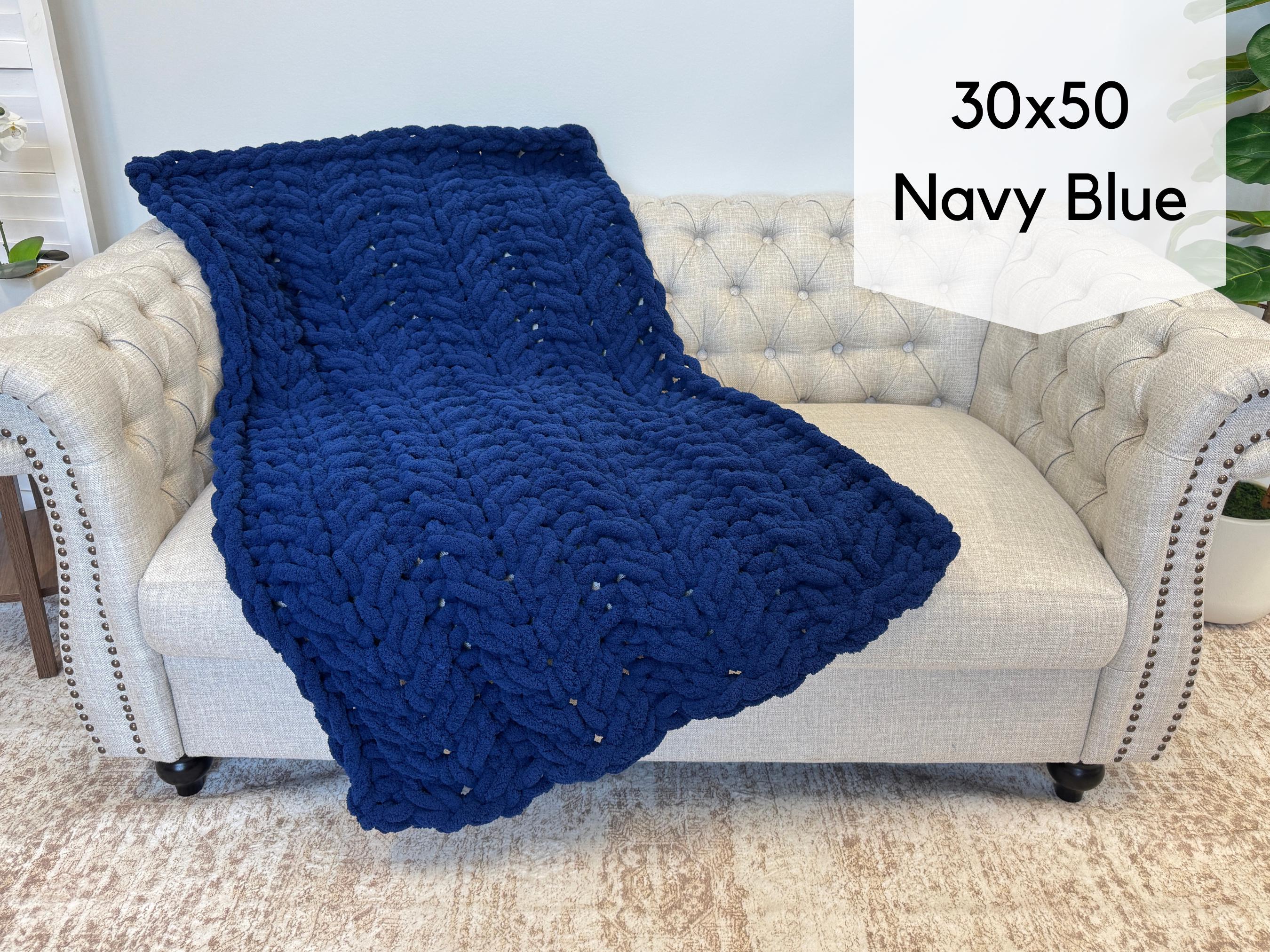 Blanket, Chunky knit throw, Chenille blanket, Flower Cable, Knitted Blanket, Hand knit, throw, gift