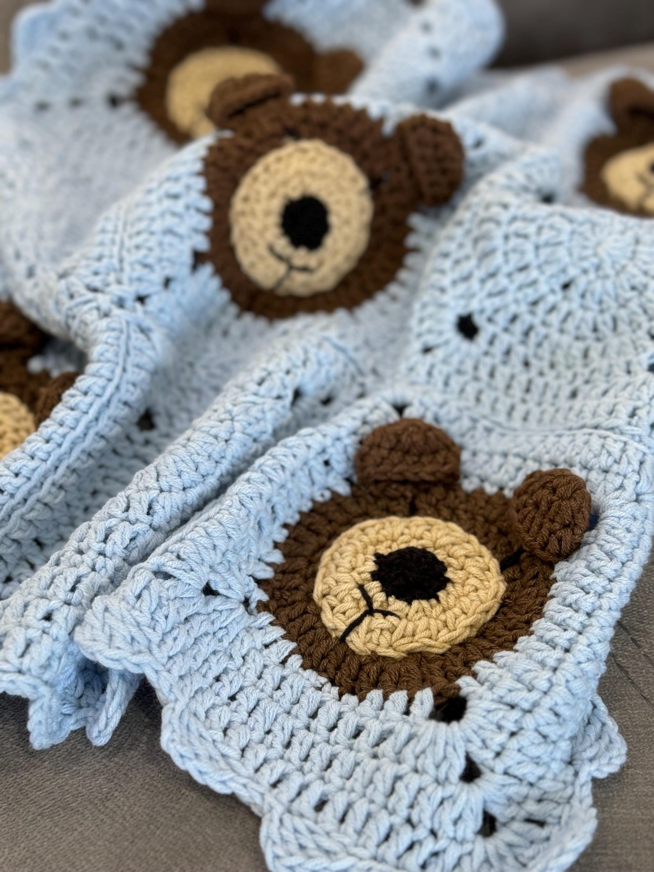 Teddy Bear Baby Shower Gift, Hairloom Baby Blanket, Baby Wrap Blanket, Crochet Animal Stroller, Unique Nursery Decor, Coton Toddler Throw