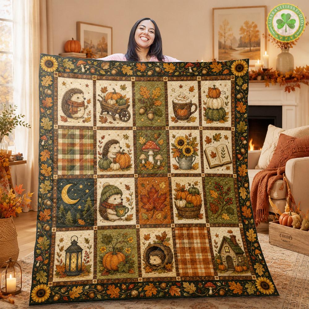 Autumn Hedgehog Quilt Blanket, Fall Pumpkin Patchwork Blanket, Cozy Woodland Cottage Bedding, Rustic Farmhouse Decor